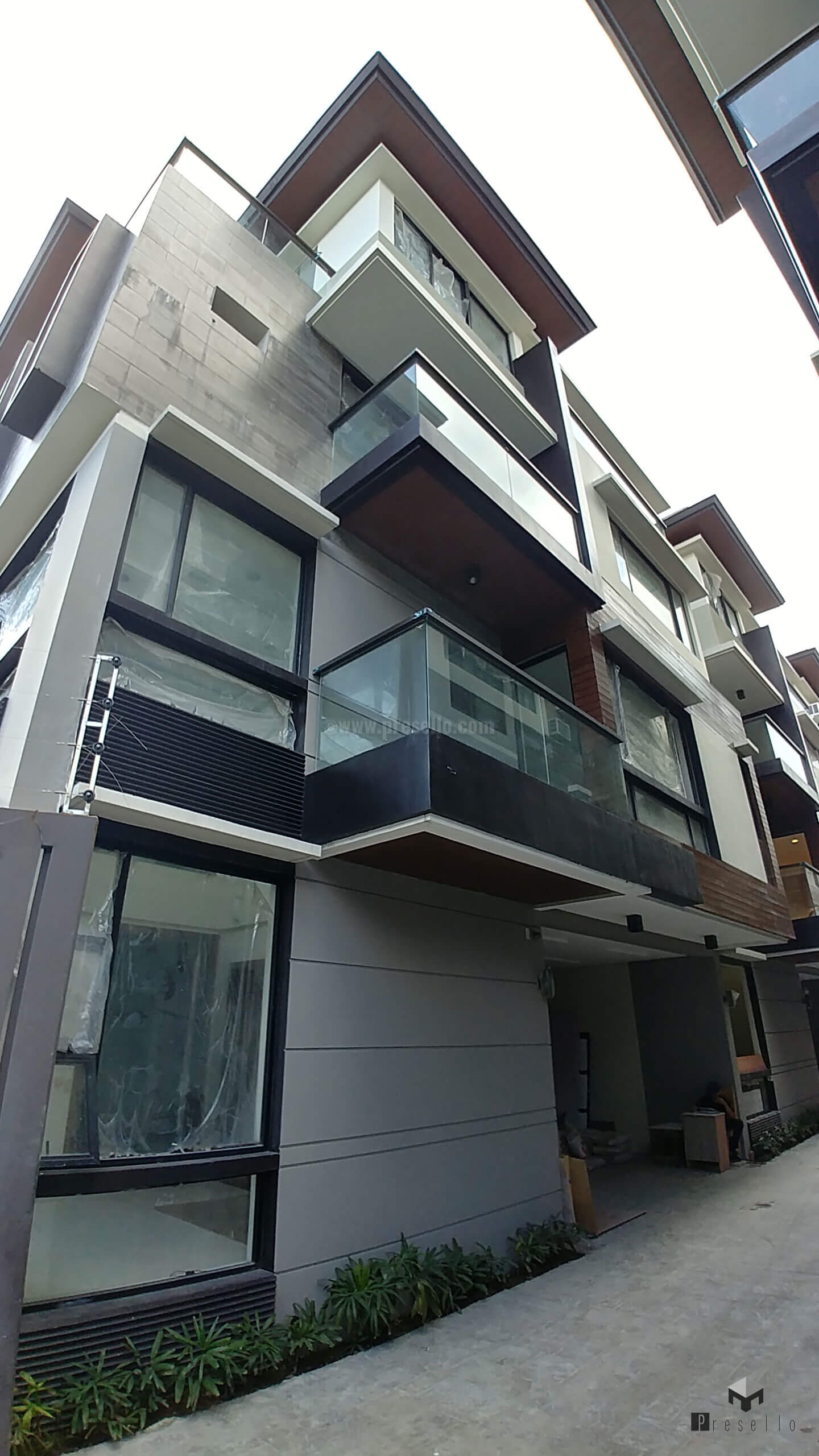 Sensational4BedroomTownhousewithElevator-nearGreenhills-1.jpg