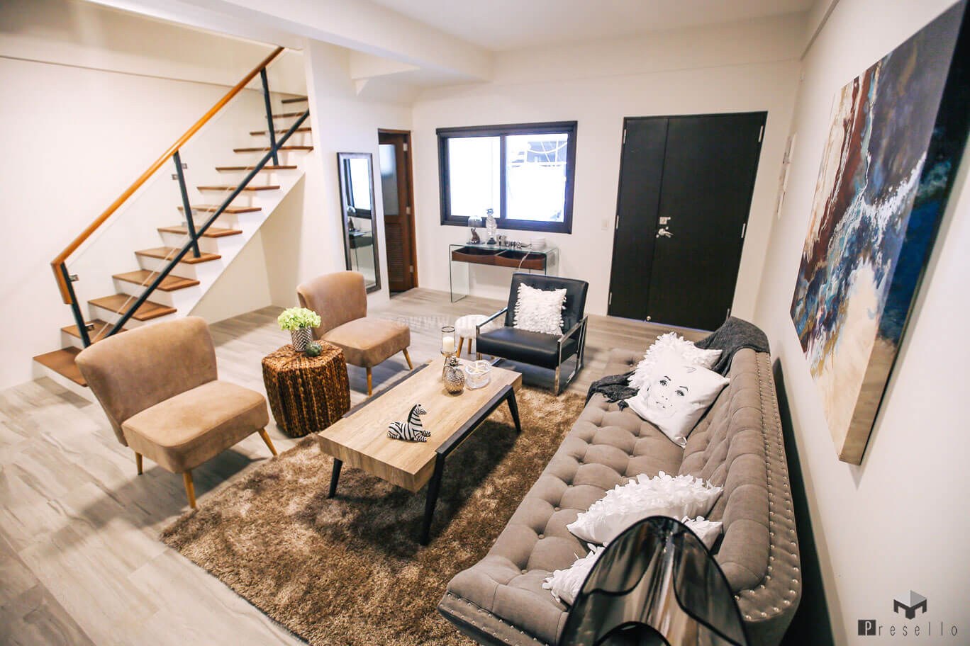 Attractive3BedroominMandaluyongTownhouseforSalewithLanai-3.jpg