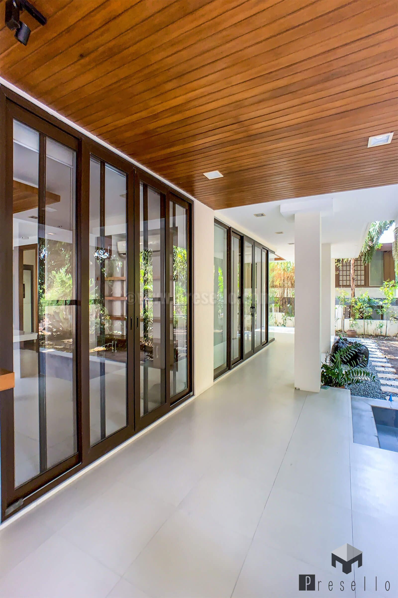 Charming5BRModernHouseandLotforSaleinAyalaAlabangMuntinlupa-4.jpg