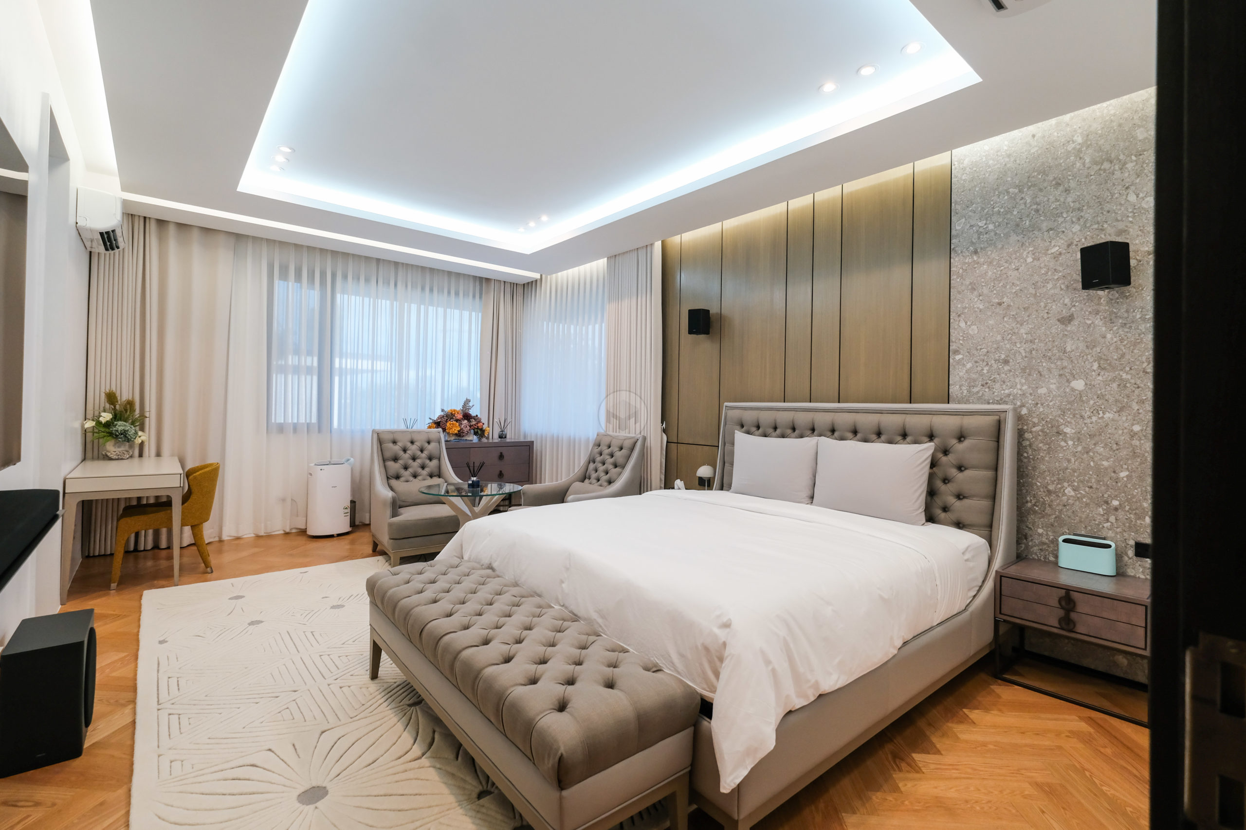 Industrial6BedroomHouseforSaleinAyalaAlabangMuntinlupa-12.jpg