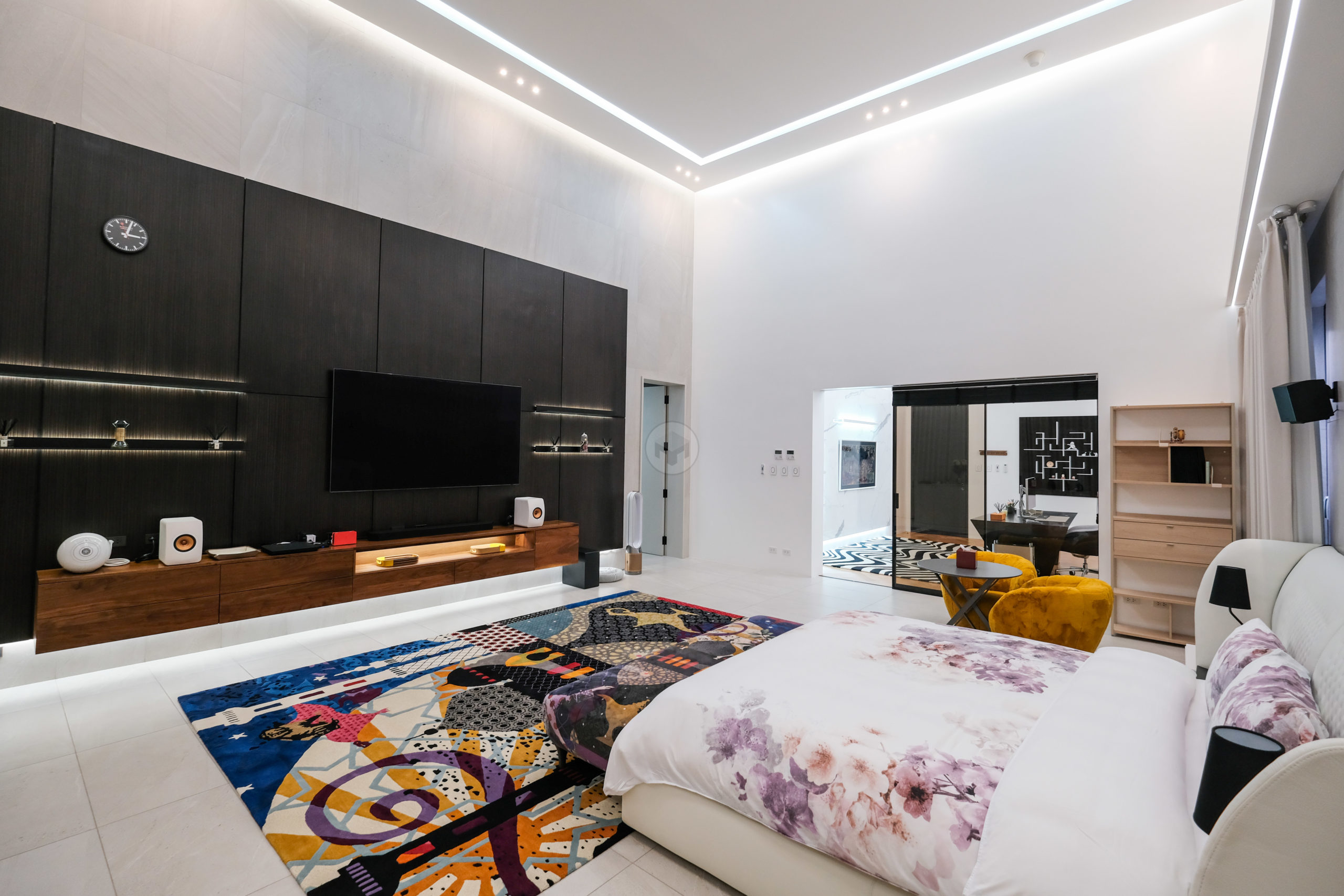 Industrial6BedroomHouseforSaleinAyalaAlabangMuntinlupa-19.jpg