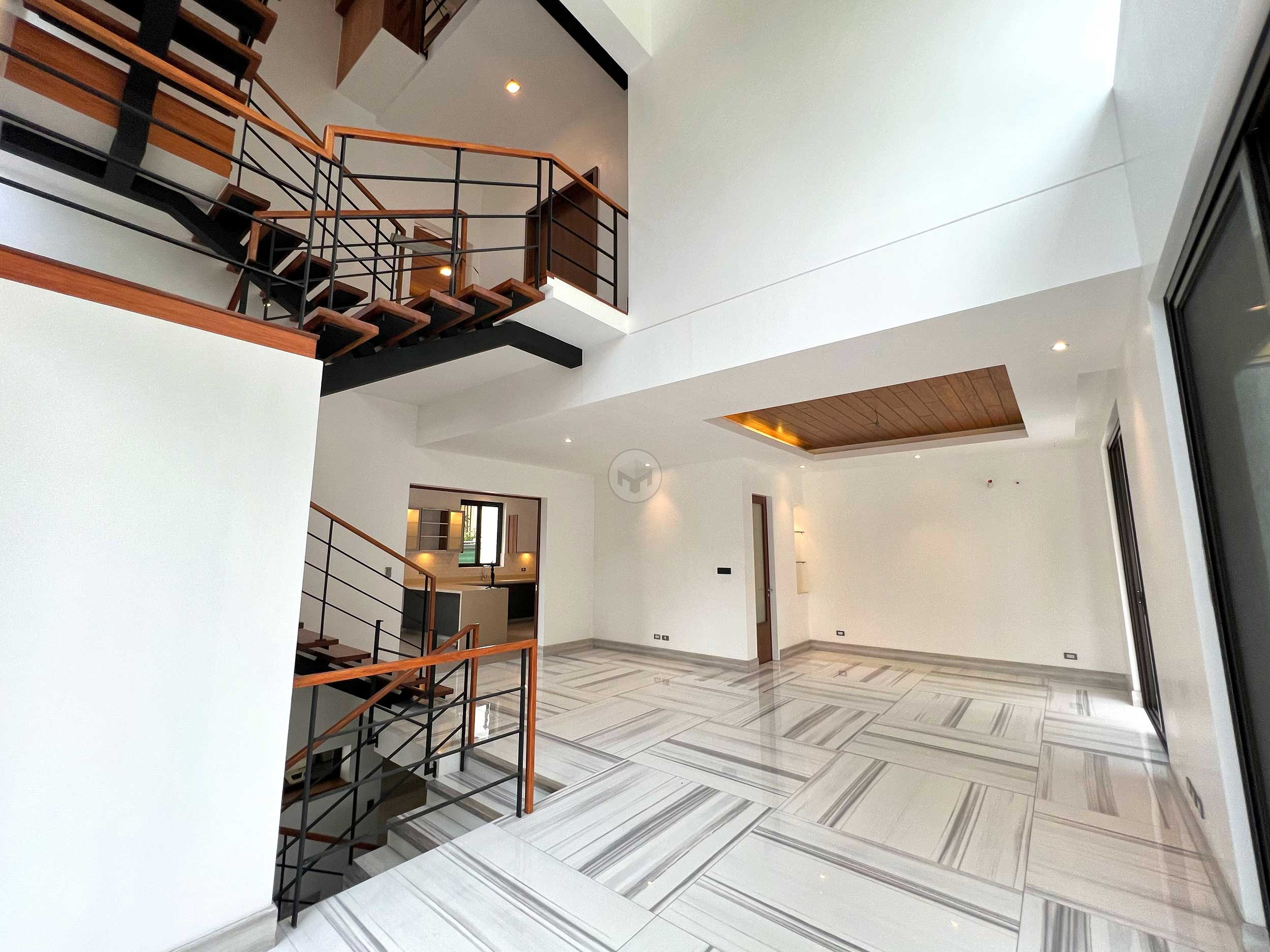 Contemporary5BedroomHouseandLotforSaleinTaguigCity-29.jpg
