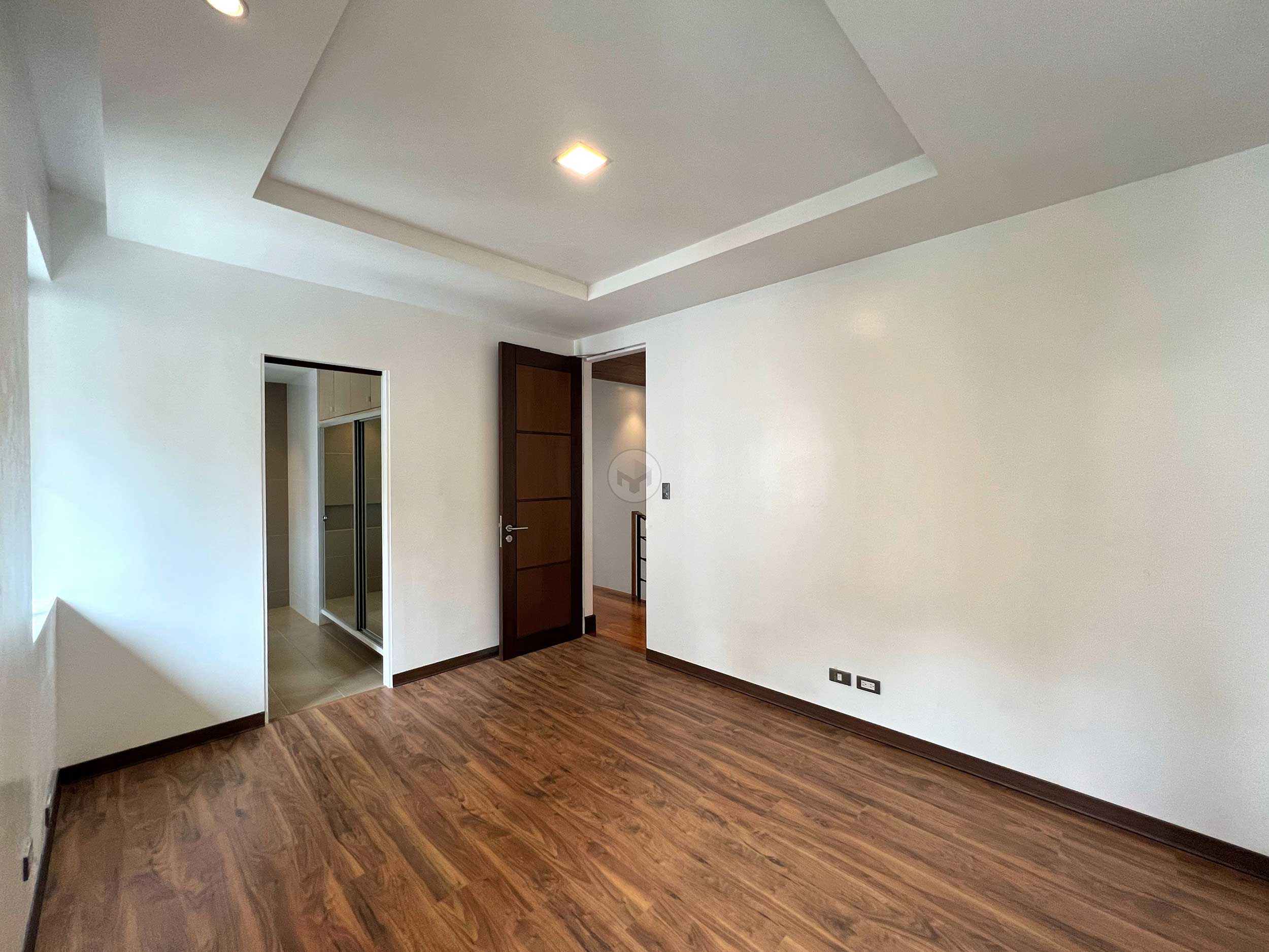 Contemporary5BedroomHouseandLotforSaleinTaguigCity-6.jpg