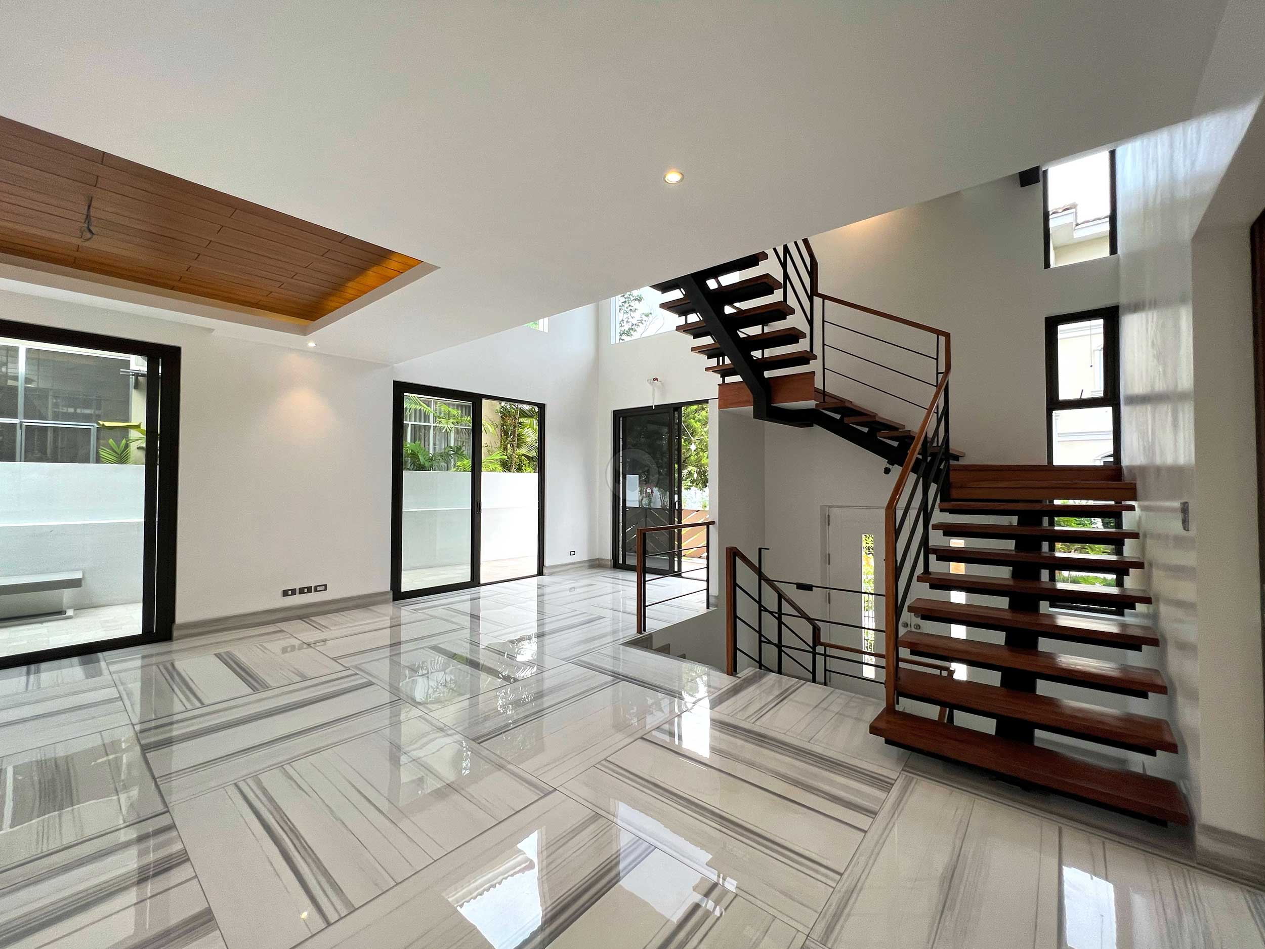 Contemporary5BedroomHouseandLotforSaleinTaguigCity-10.jpg