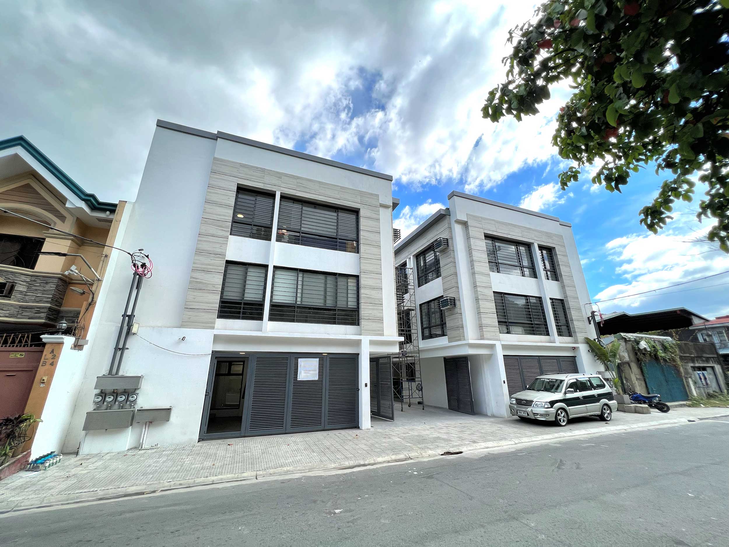 Alluring4BedroomTownhouseforSaleinTandangSoraQuezonCity-1.jpg