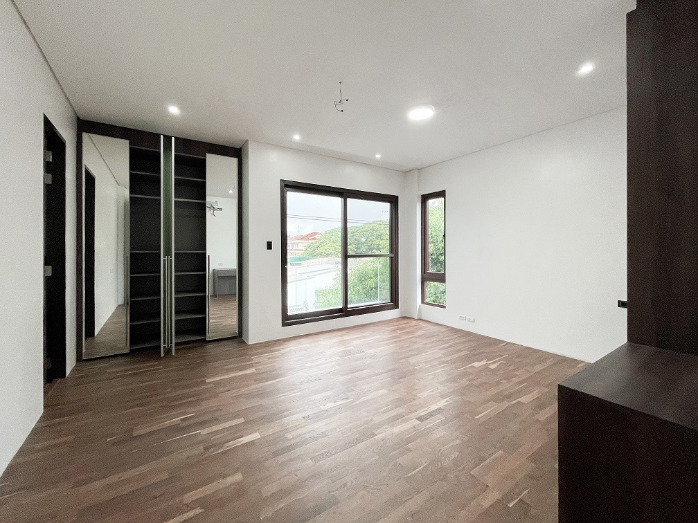 Pristine4BedroomHouseandLotforSaleinSanJuanCity-11.jpg