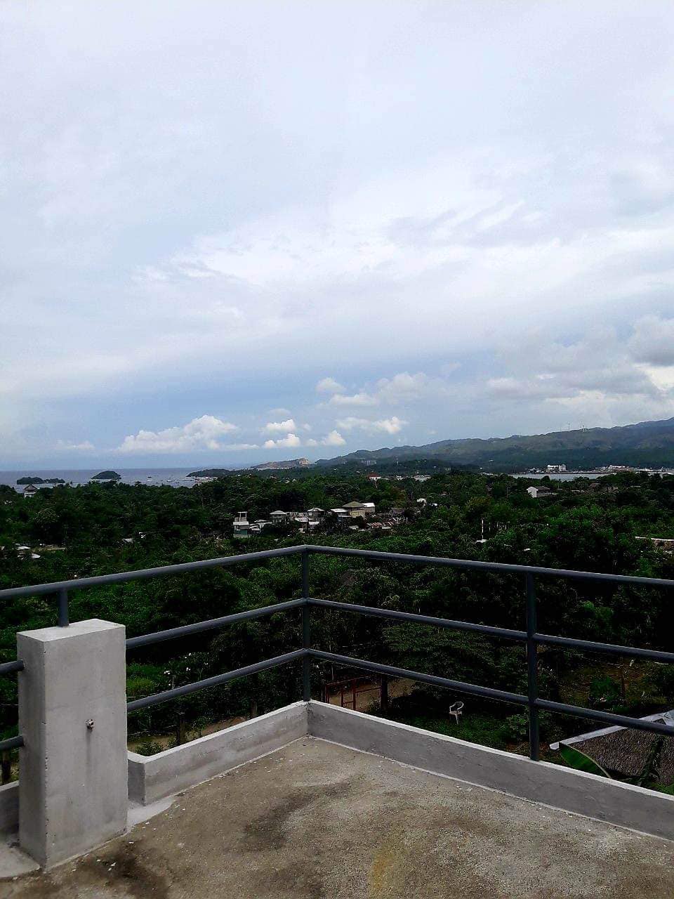 Attractive5BedroomHouseforSaleinBoracay-11.jpg