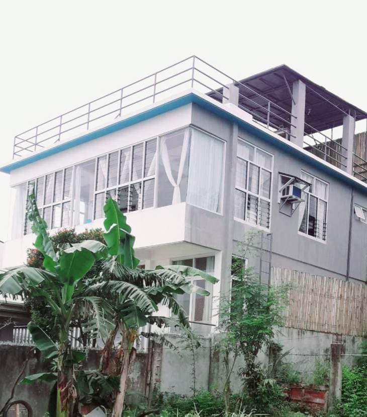 Attractive5BedroomHouseforSaleinBoracay-1.jpg
