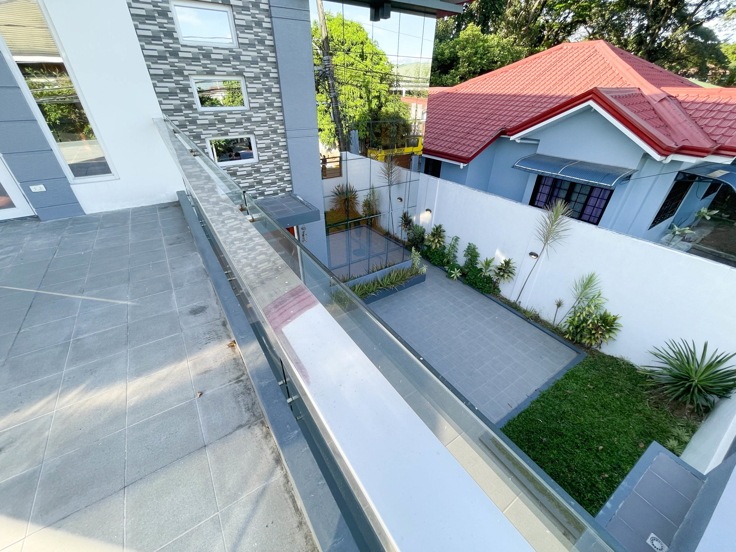 Graceful4BedroomHouseforSaleinQuezonCity-12.jpg