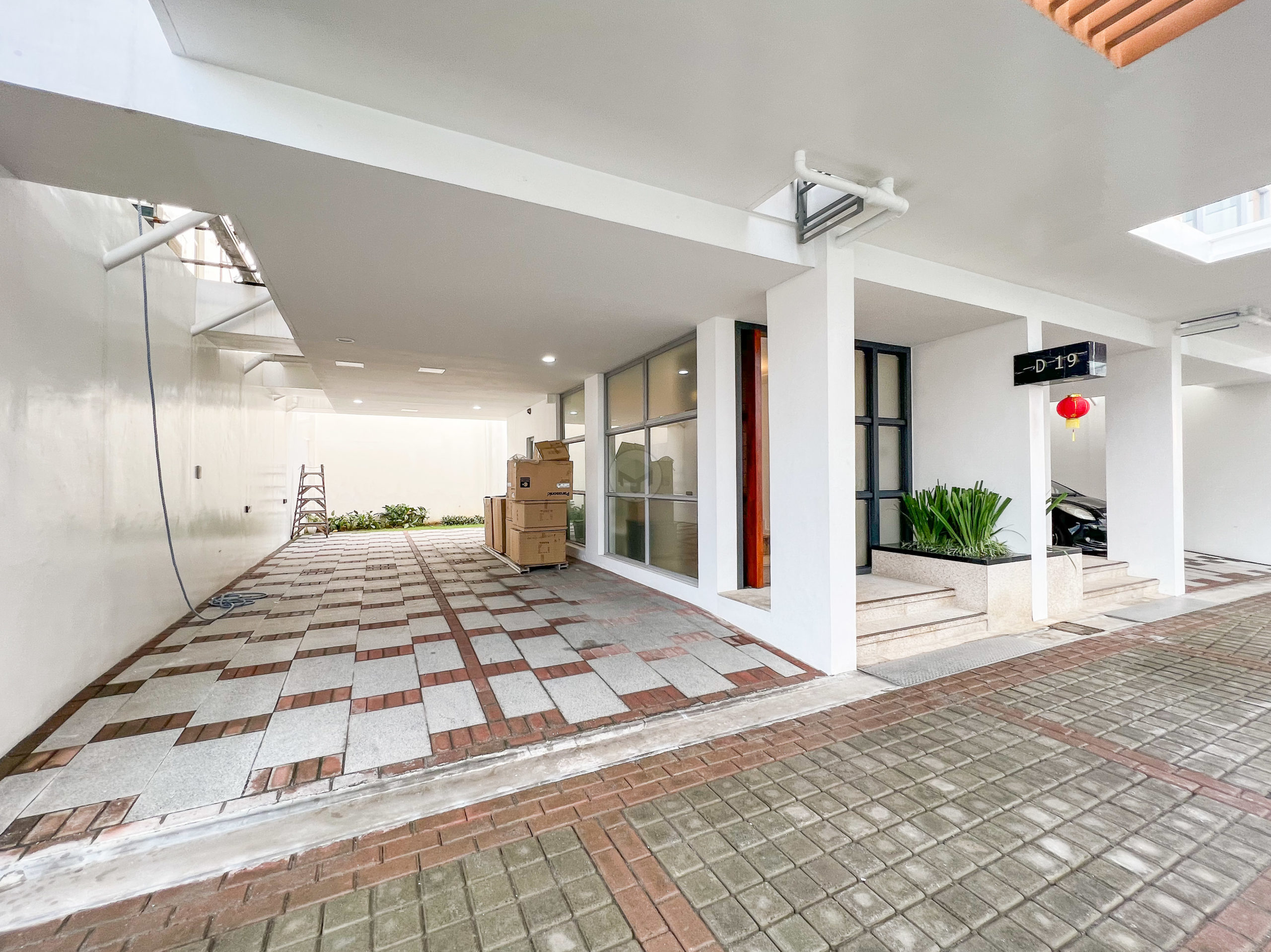 Stocked4BedroomTownhouseforSaleinSanJuan-2.jpg