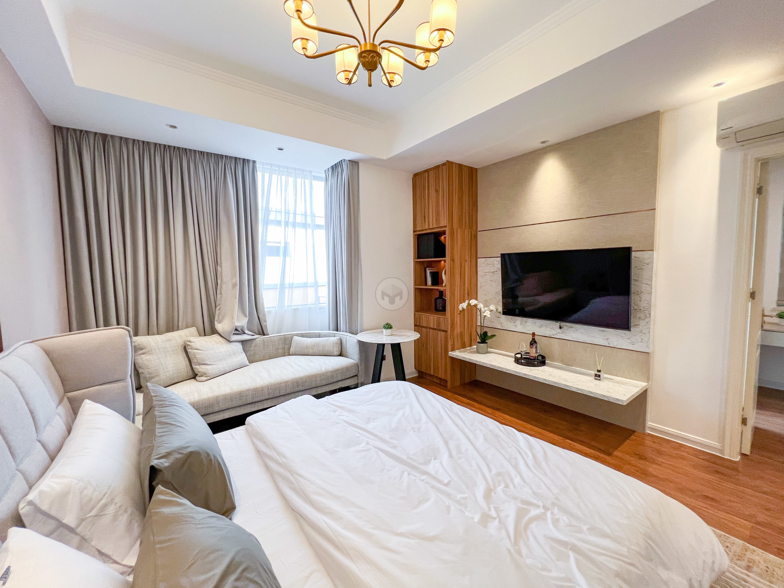 Stocked4BedroomTownhouseforSaleinSanJuan-23.jpg
