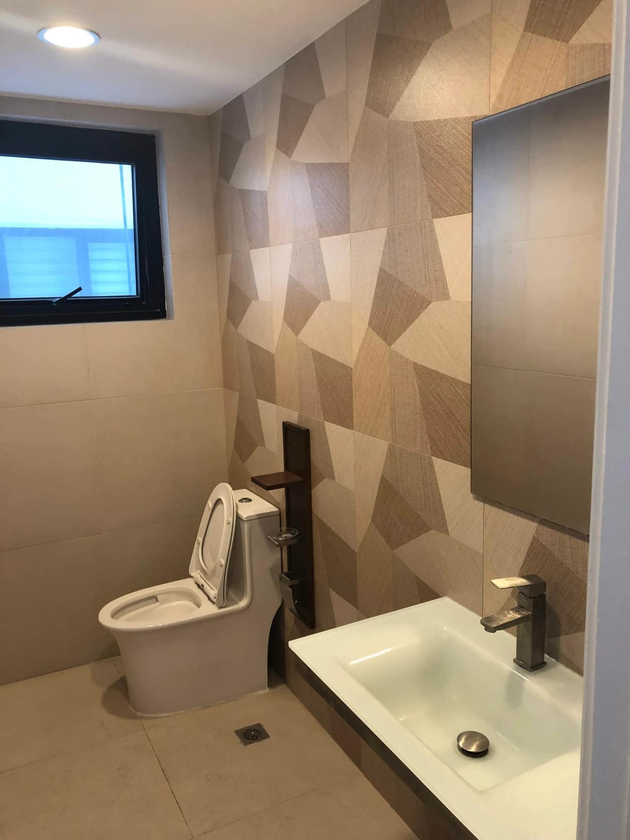 Prime3-BedroomCondoUnitforSaleinSkylinePremiereatOneBalete-9.jpg