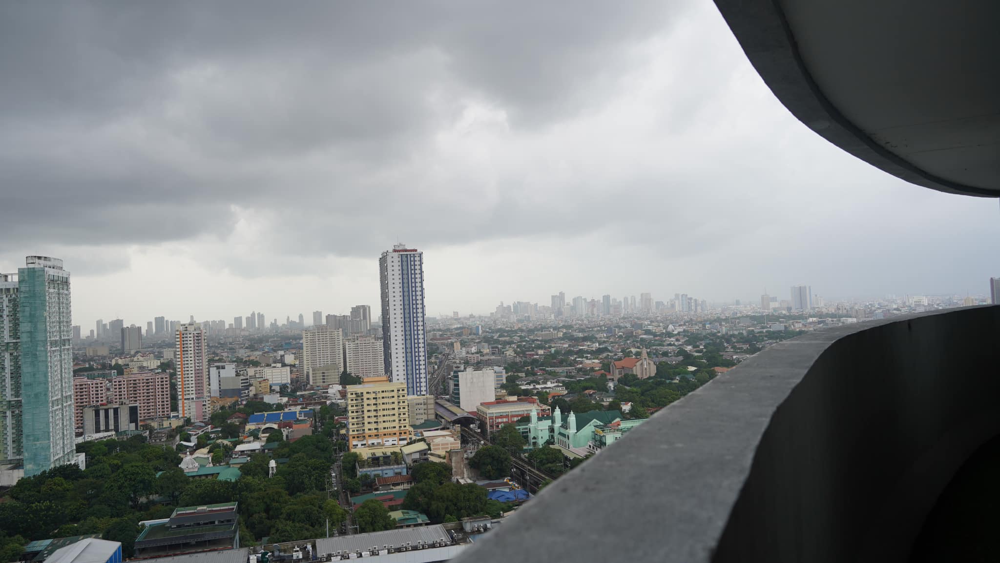 Prime3-BedroomCondoUnitforSaleinSkylinePremiereatOneBalete-11.jpg