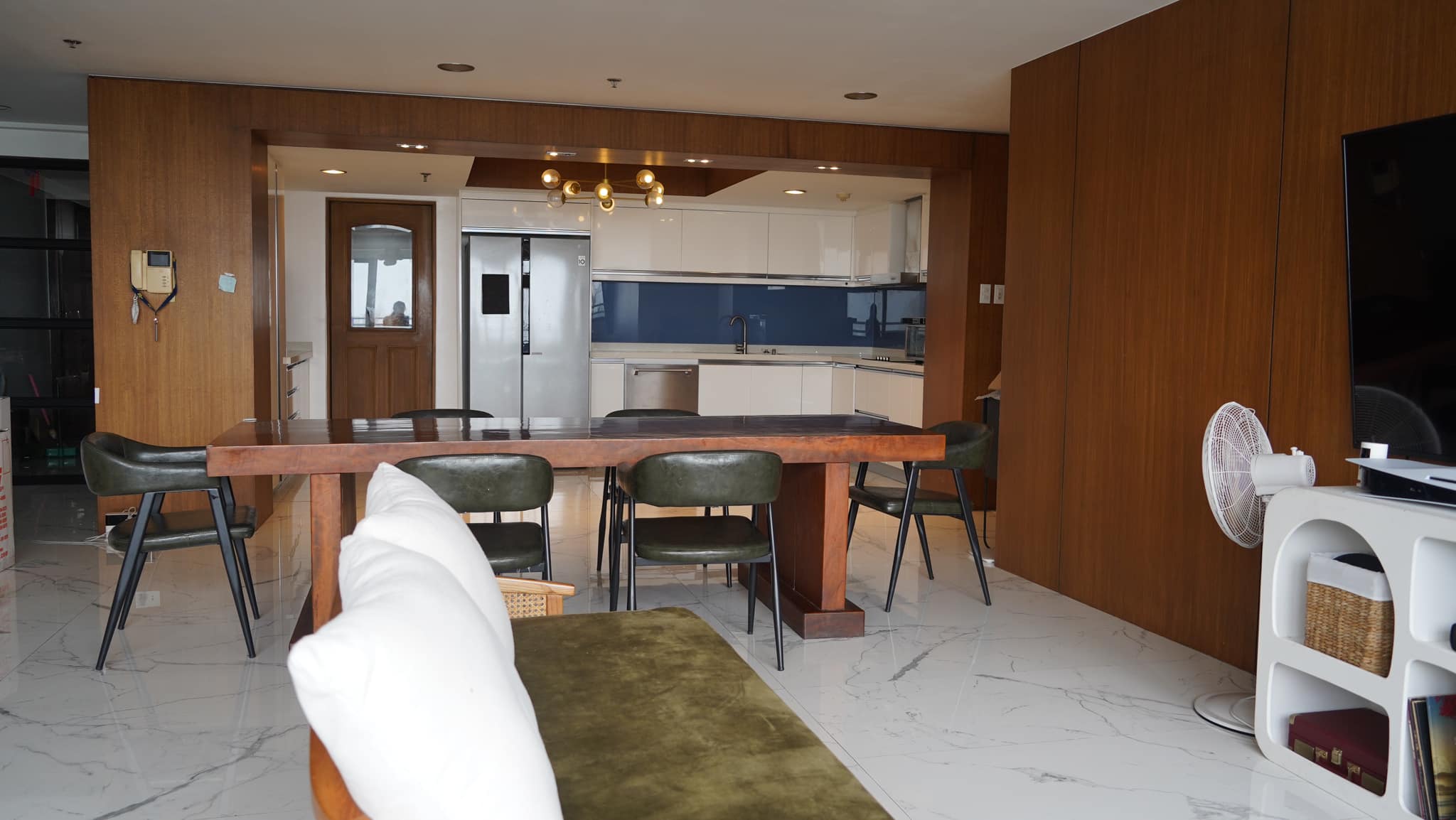 Prime3-BedroomCondoUnitforSaleinSkylinePremiereatOneBalete-4.jpg