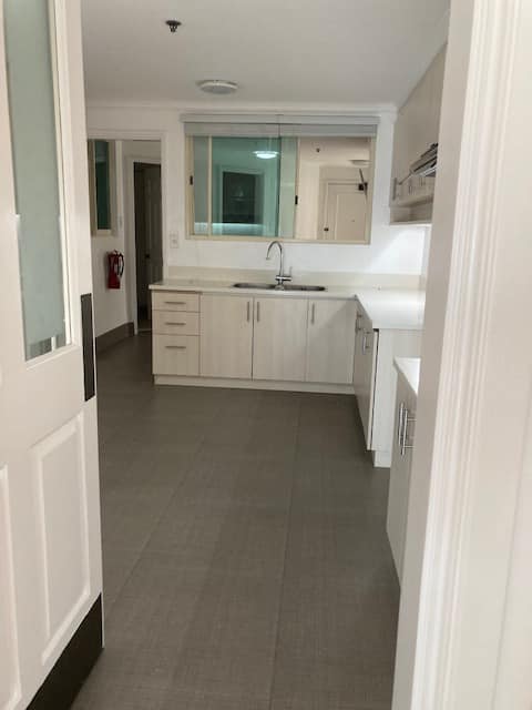 Crisp3-BedroomCondoUnitforSaleinRegencyatSalcedo,MakatiCity-5.jpg