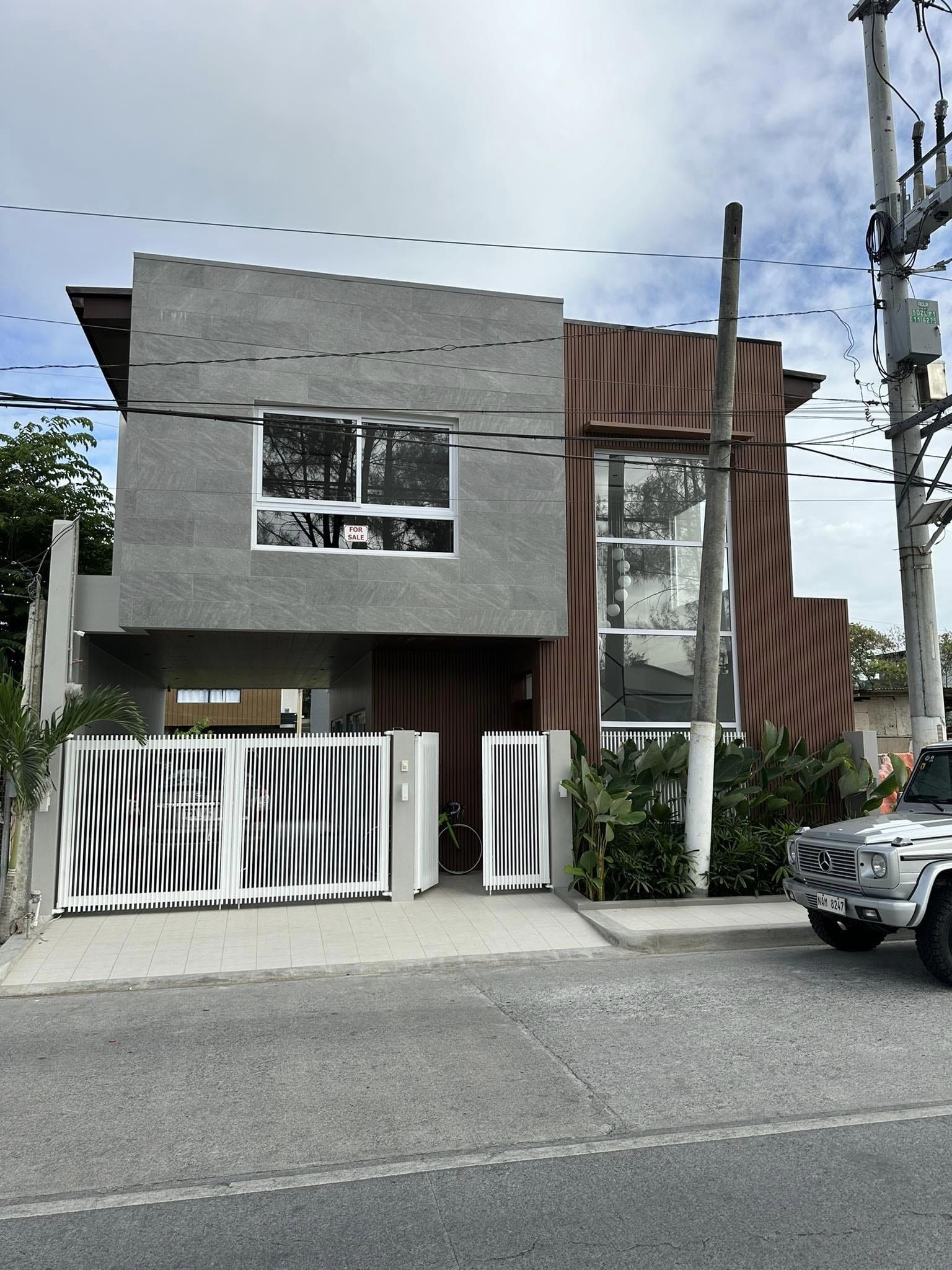 Pristine3-BedroomHouseforSaleinGreenwoodsExecutiveVillage,Rizal-1.jpg