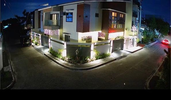 Elegant5-BedroomHouseforSaleinMeadowoodExecutiveVillage,BacoorCavite-1.jpg