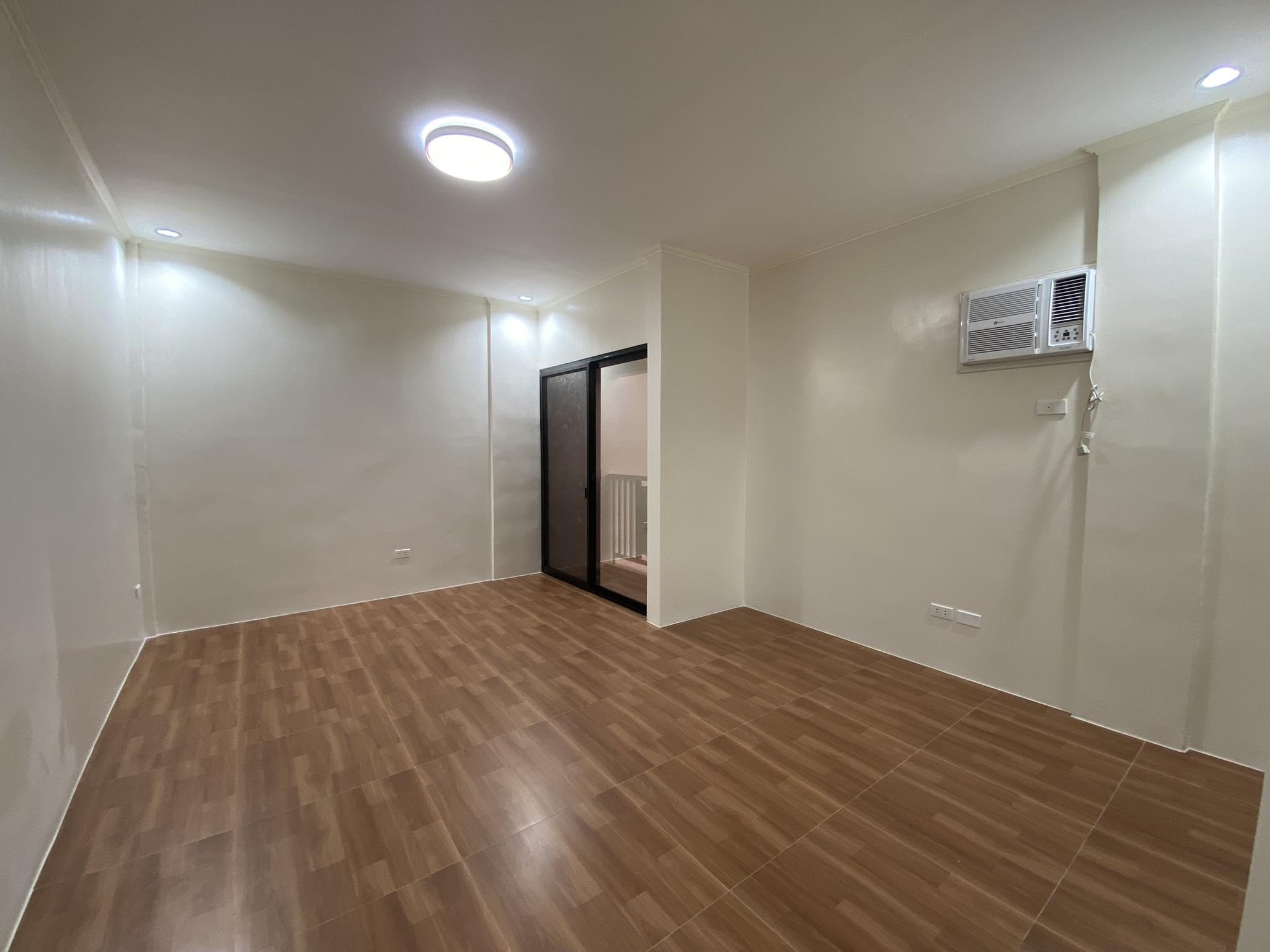 Modern4-BedroomTownhouseforSaleinProject6,QuezonCity-8.jpg