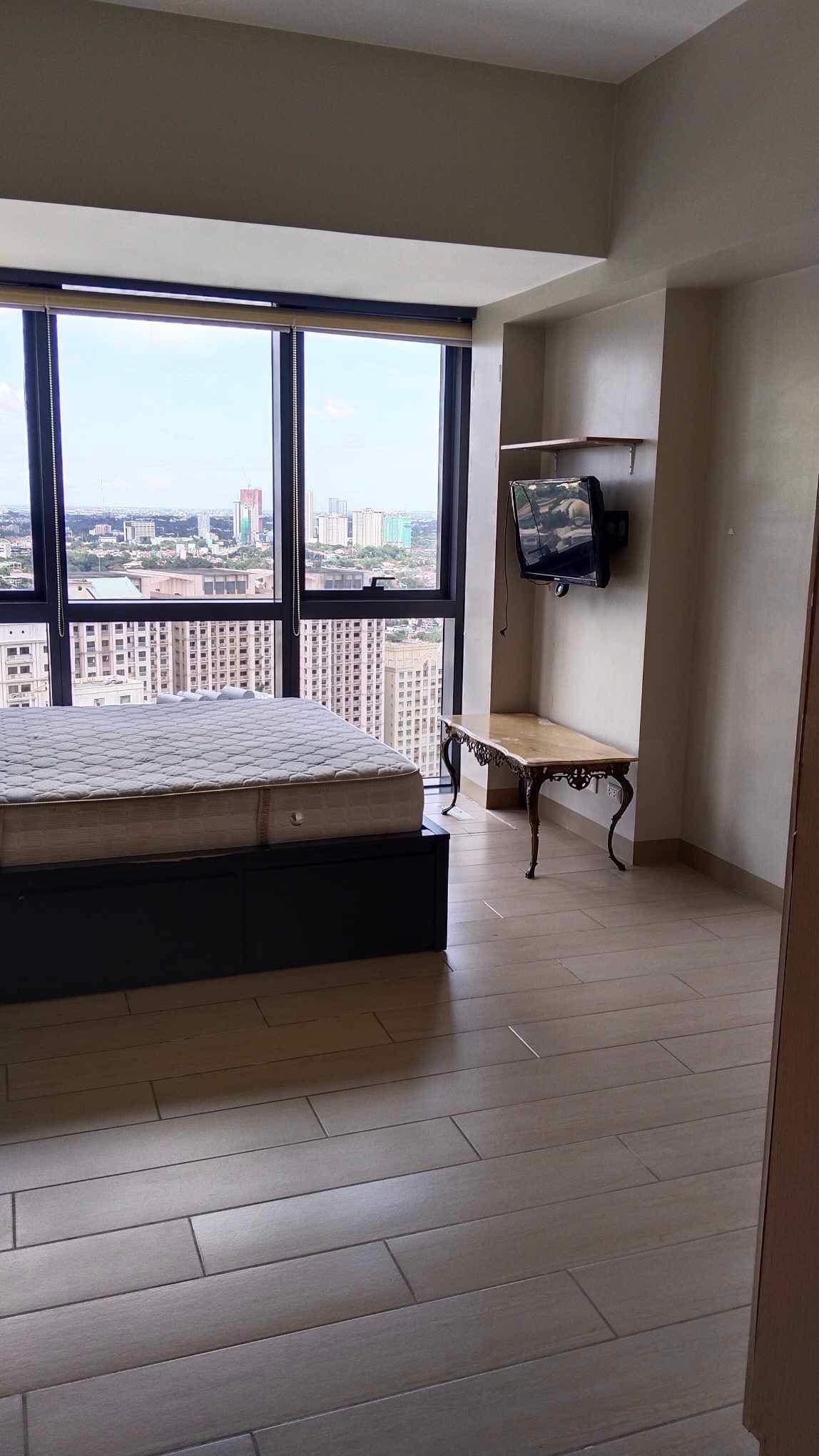 BrightStudioTypeUnitforSaleinOneEastwoodTower1,QuezonCity-4.jpg