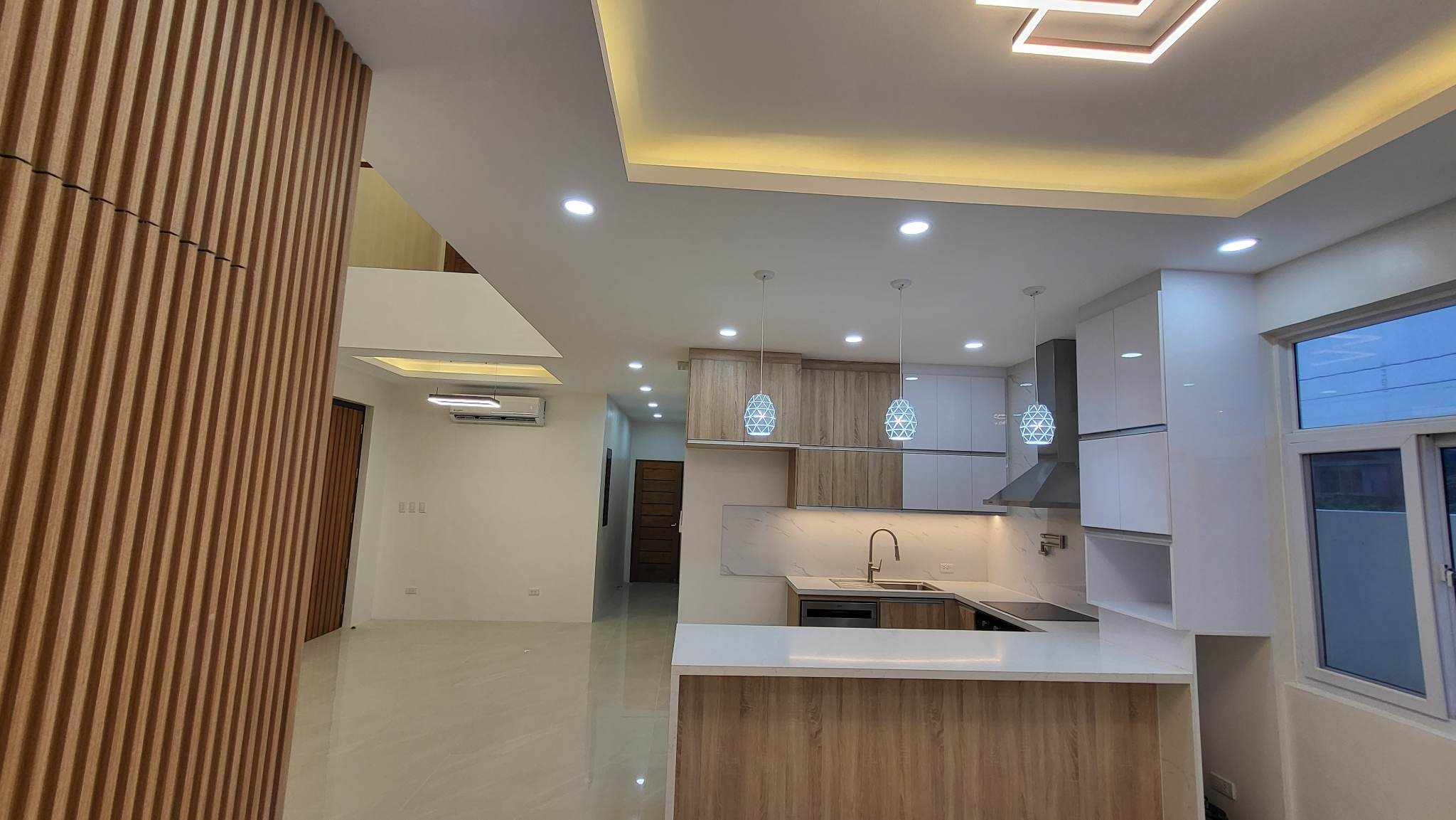 Majestic5-BedroomHouseforSaleinGreenwoodsExecutiveVillage-9.jpg
