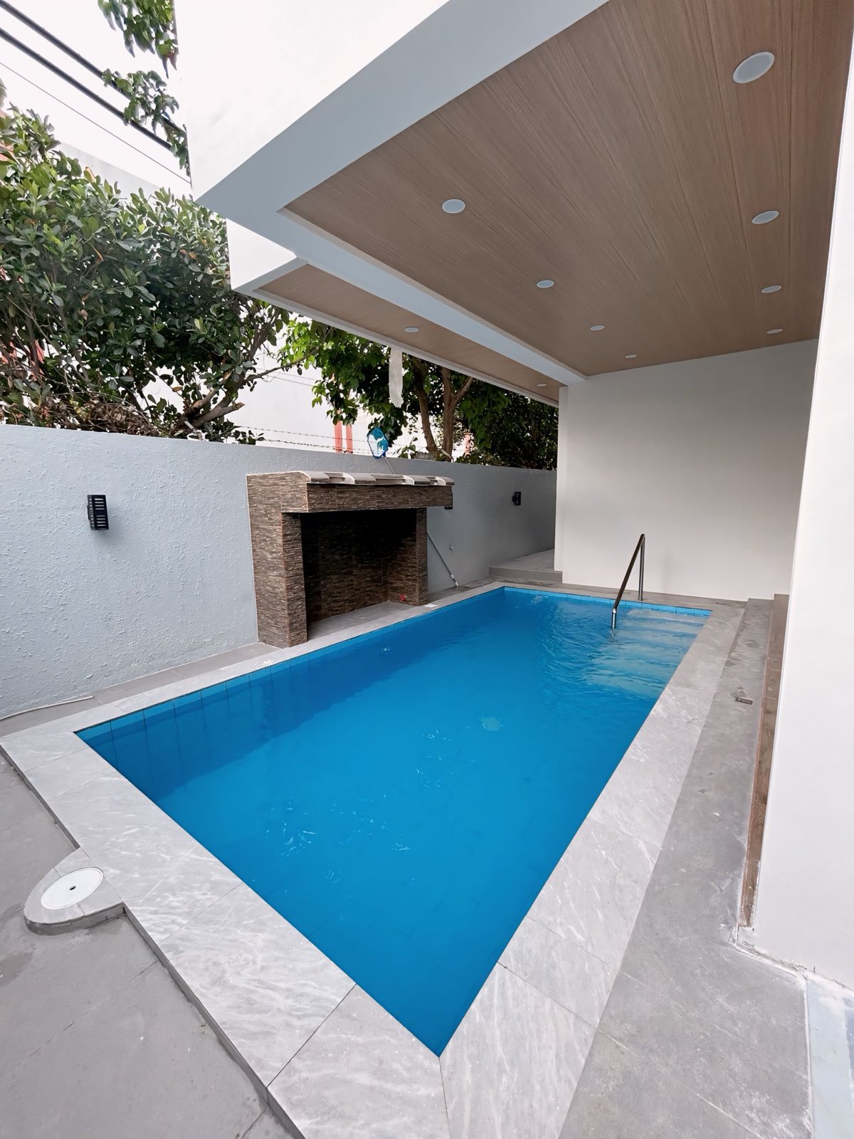 Majestic6-BedroomHouseforSaleinTierraNuevaVillage,Alabang,Muntinlupa-14.jpg