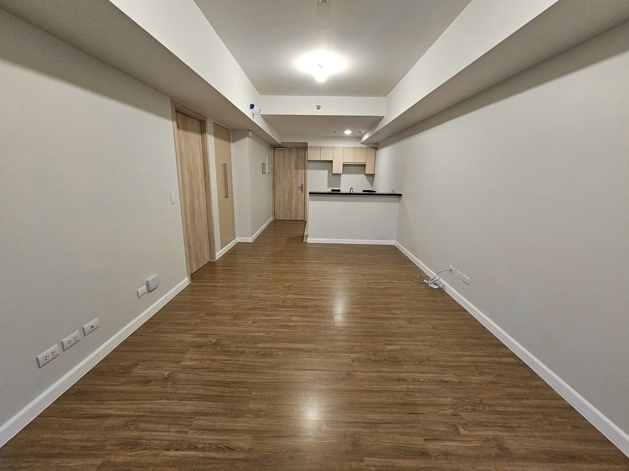 Warm1-BedroomCondoUnitforSaleatTravertinePortico,Pasig-5.jpg