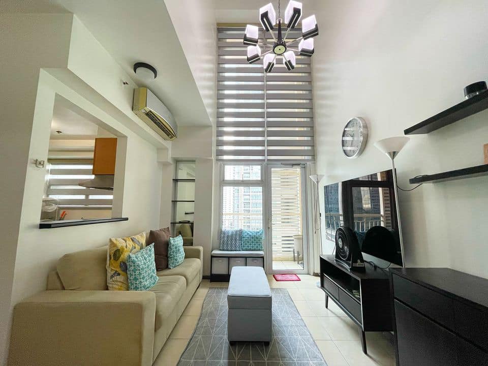 Stylish3BedroomLoftTypeCondoforSaleinTwoSerendraBGC,Taguig-1.jpg