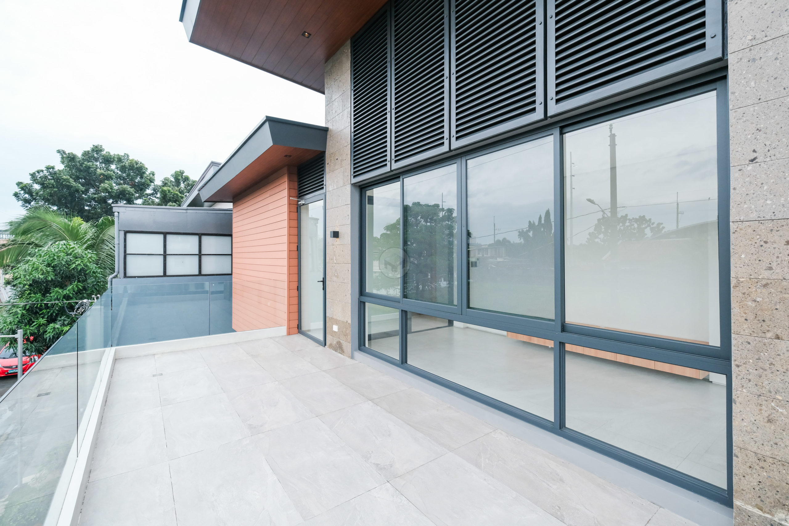 Modern5-BedroomHouseandLotforSaleinCasaMilanSubdivision,NorthFairview,QuezonCity-4.jpg
