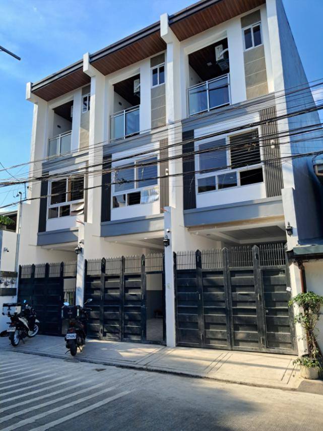 Soothing2-BedroomTownhouseforSaleinScoutArea,QuezonCity-1.jpg