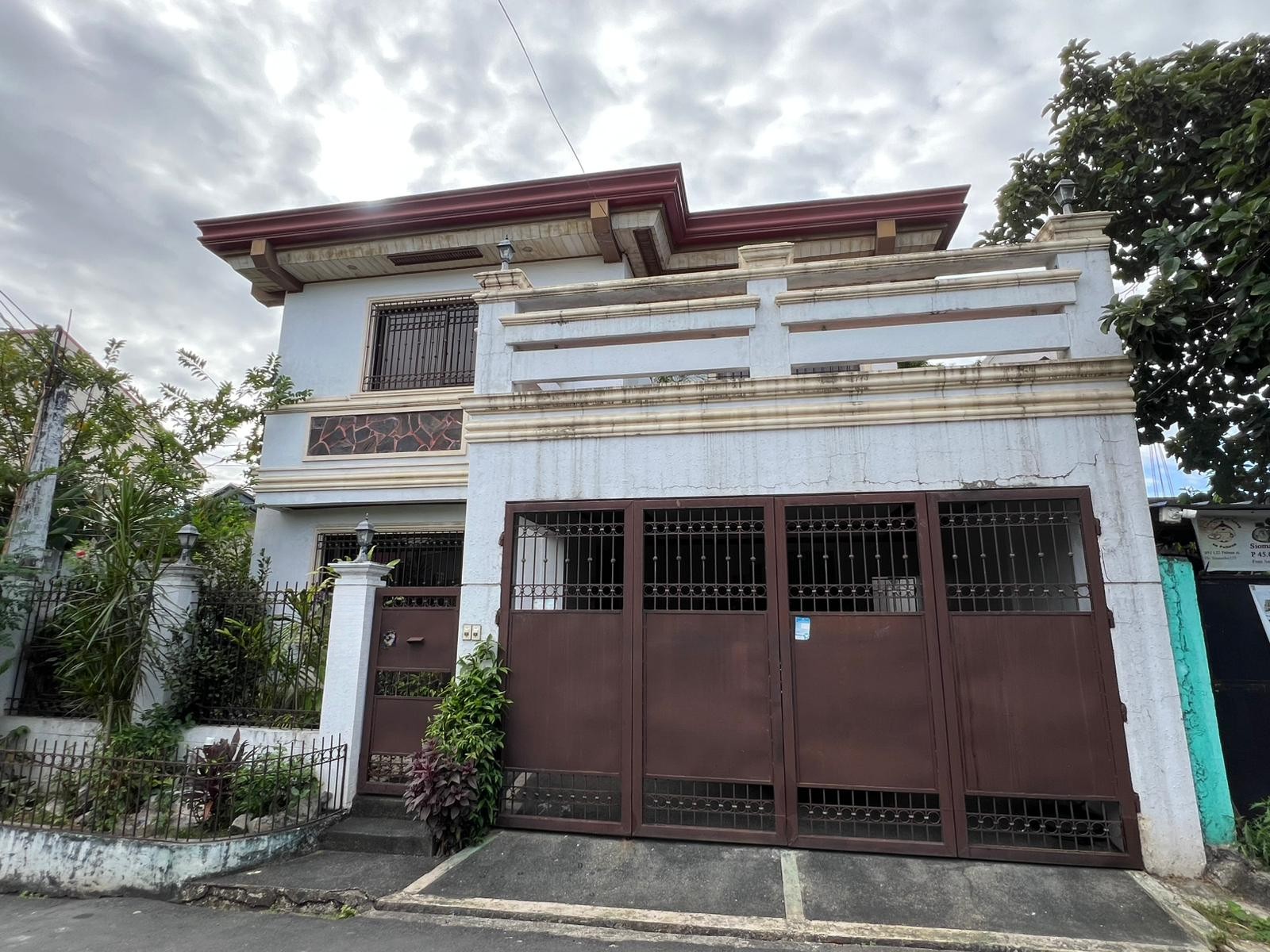 Cozy6-BedroomHouseandLotforSaleinNovaliches,QuezonCity-1.jpg