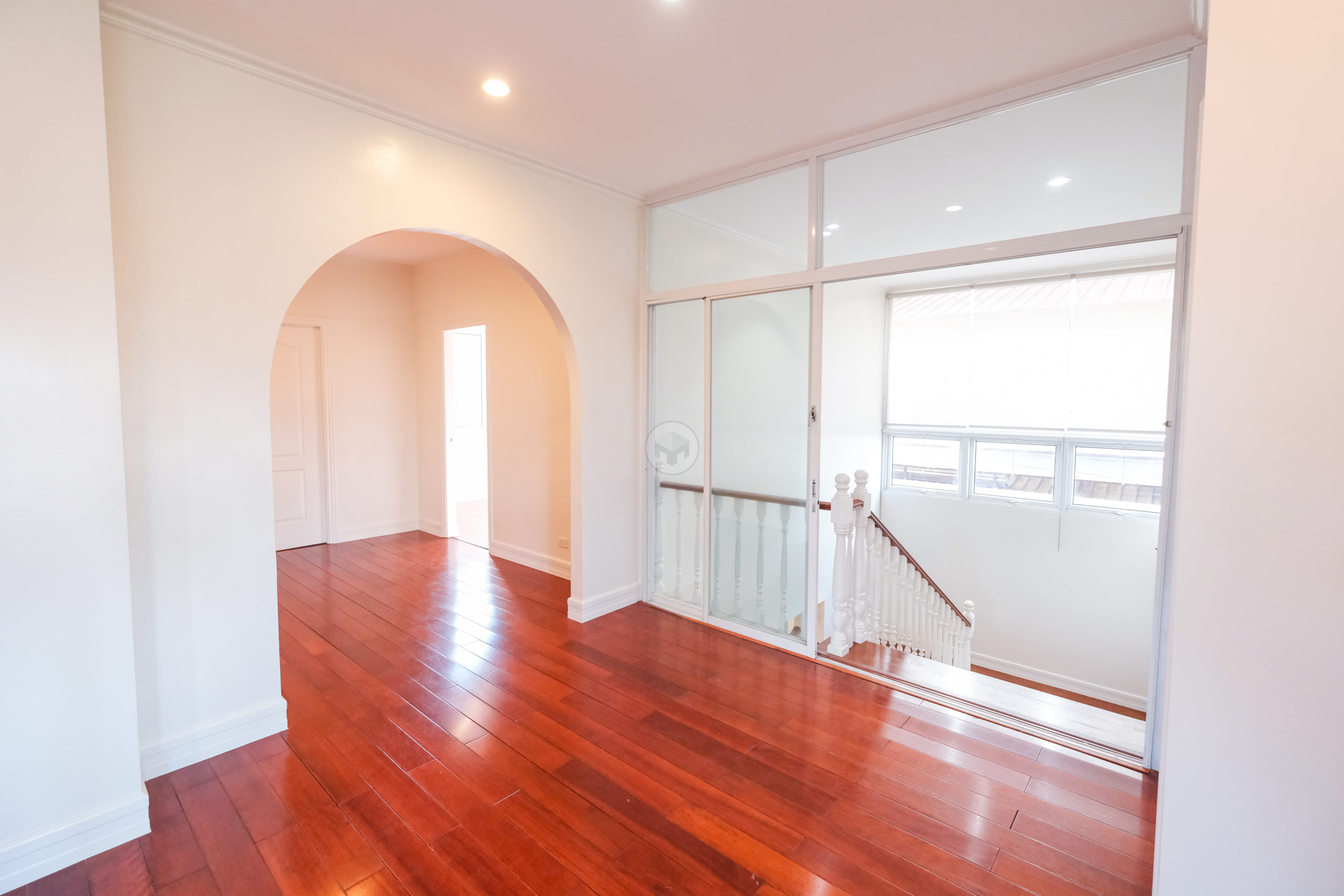 Spacious4-BedroomContemporaryHouseforSaleinTierraNueva,Alabang-16.jpg