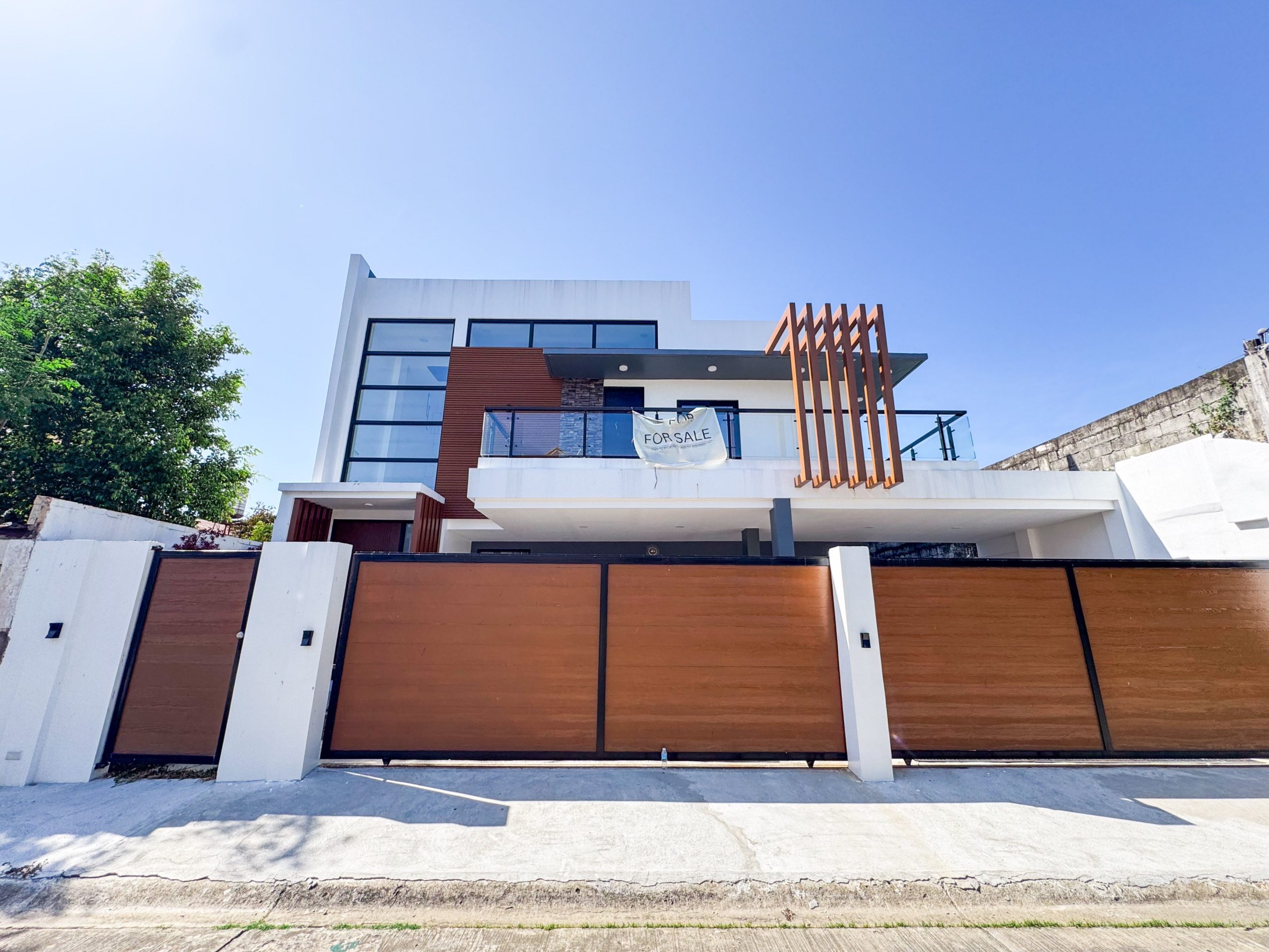 BrandNew5-BedroomHouseforSaleinBFHomes,Parañaque-1.jpg