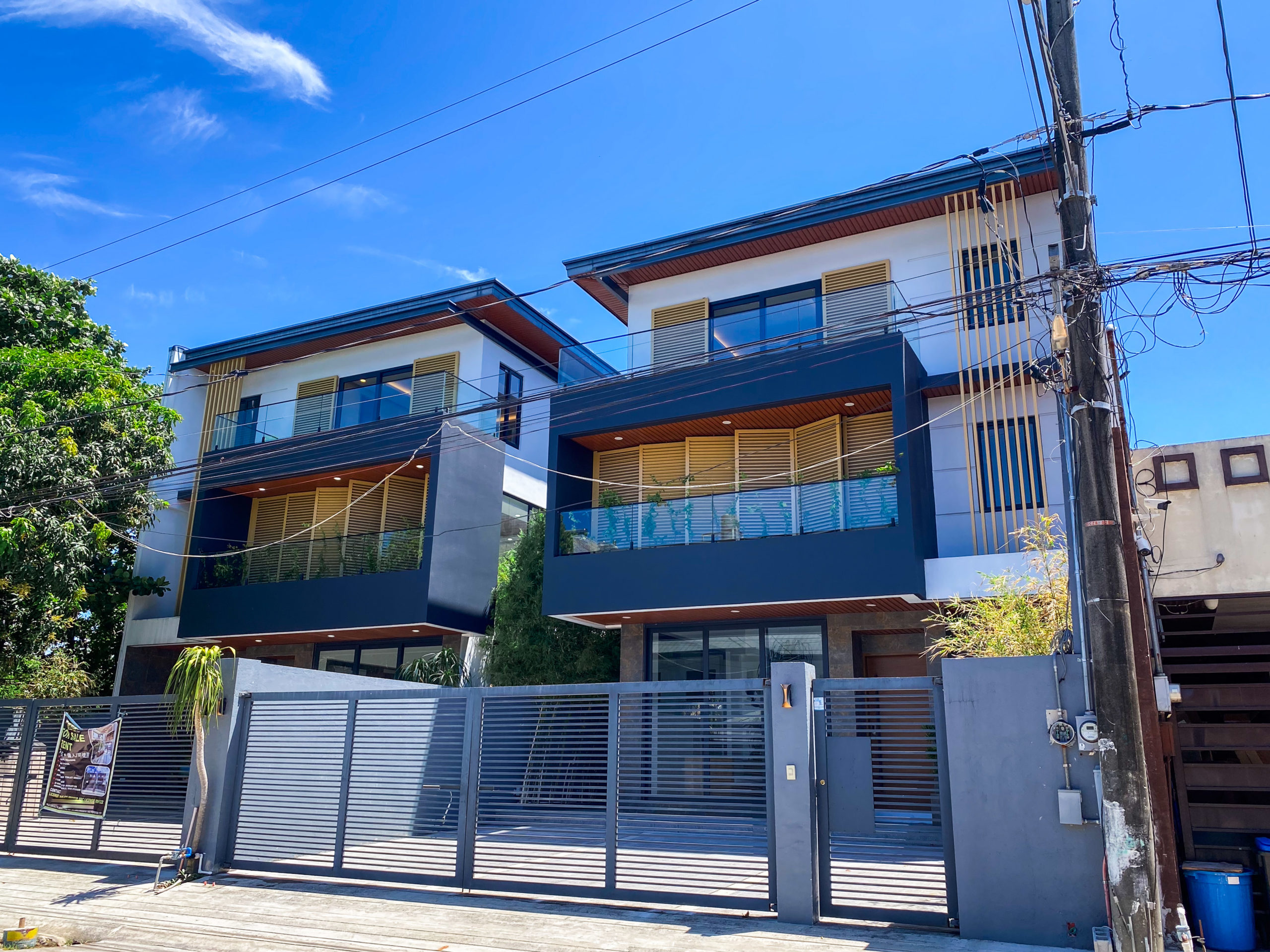 Stunning7-BedroomHouseandLotforSaleinMultinationalVillage,ParañaqueCity-1.jpg