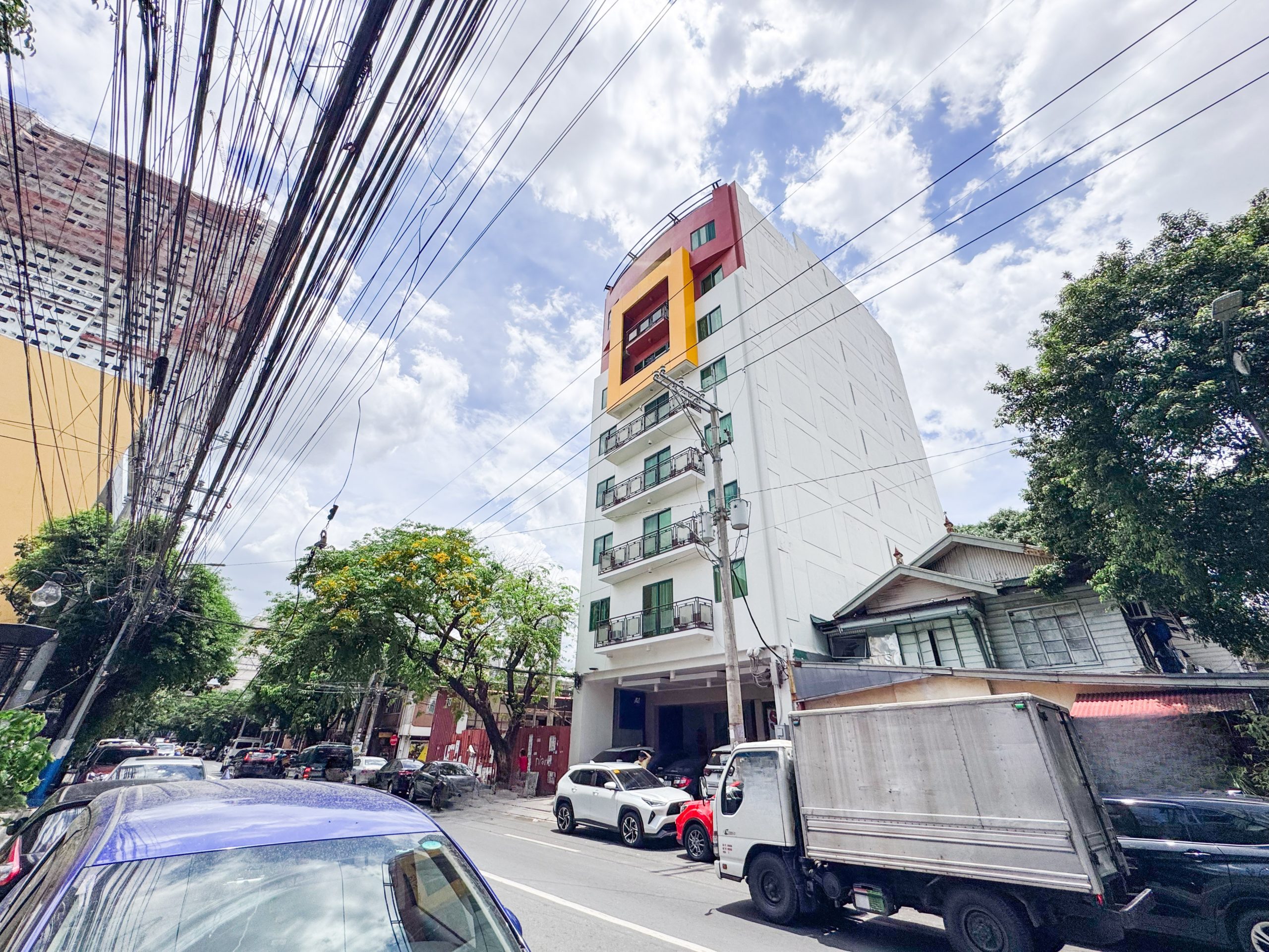 FullyTenantedResidentialBuildingforSalenearTaftAvenue,Manila-1.jpg