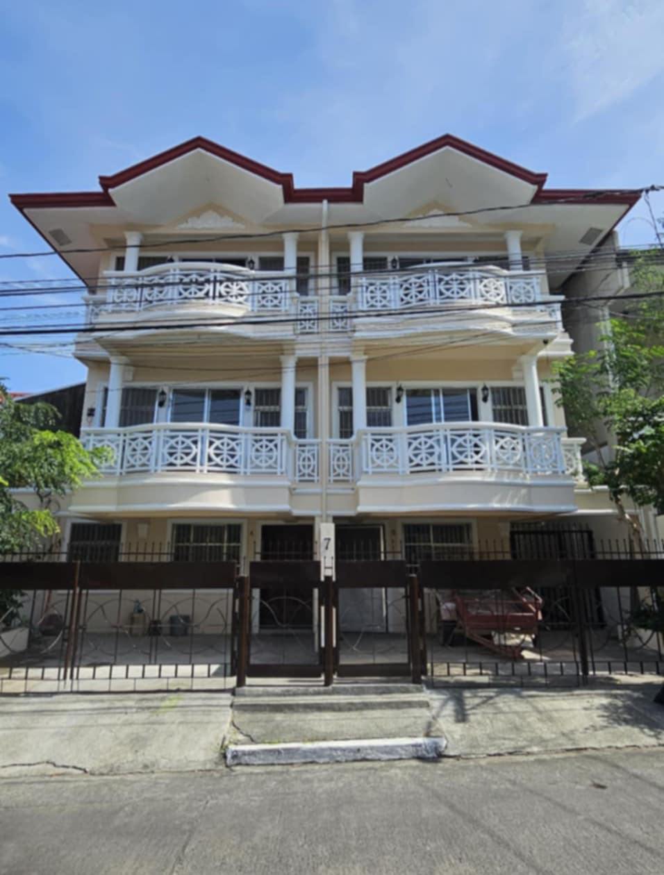 3-Storey4-BedroomDuplexHouseforSaleinSeverinaDiamondSubdivision,MarceloGreenVillage,Parañaque-1.jpg