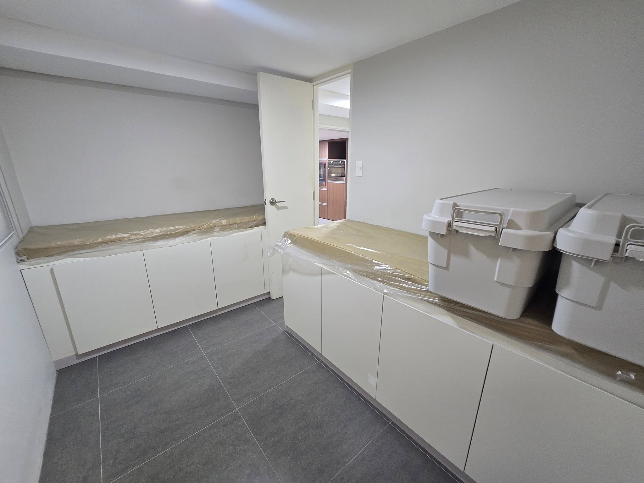 Elegant3-BedroomFullyFurnishedHouseandLotforLeaseinMcKinleyWest,TaguigCity-16.jpg