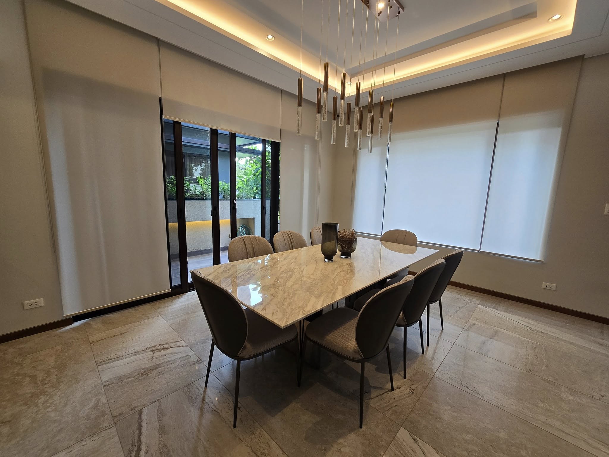 Elegant3-BedroomFullyFurnishedHouseandLotforLeaseinMcKinleyWest,TaguigCity-21.jpg