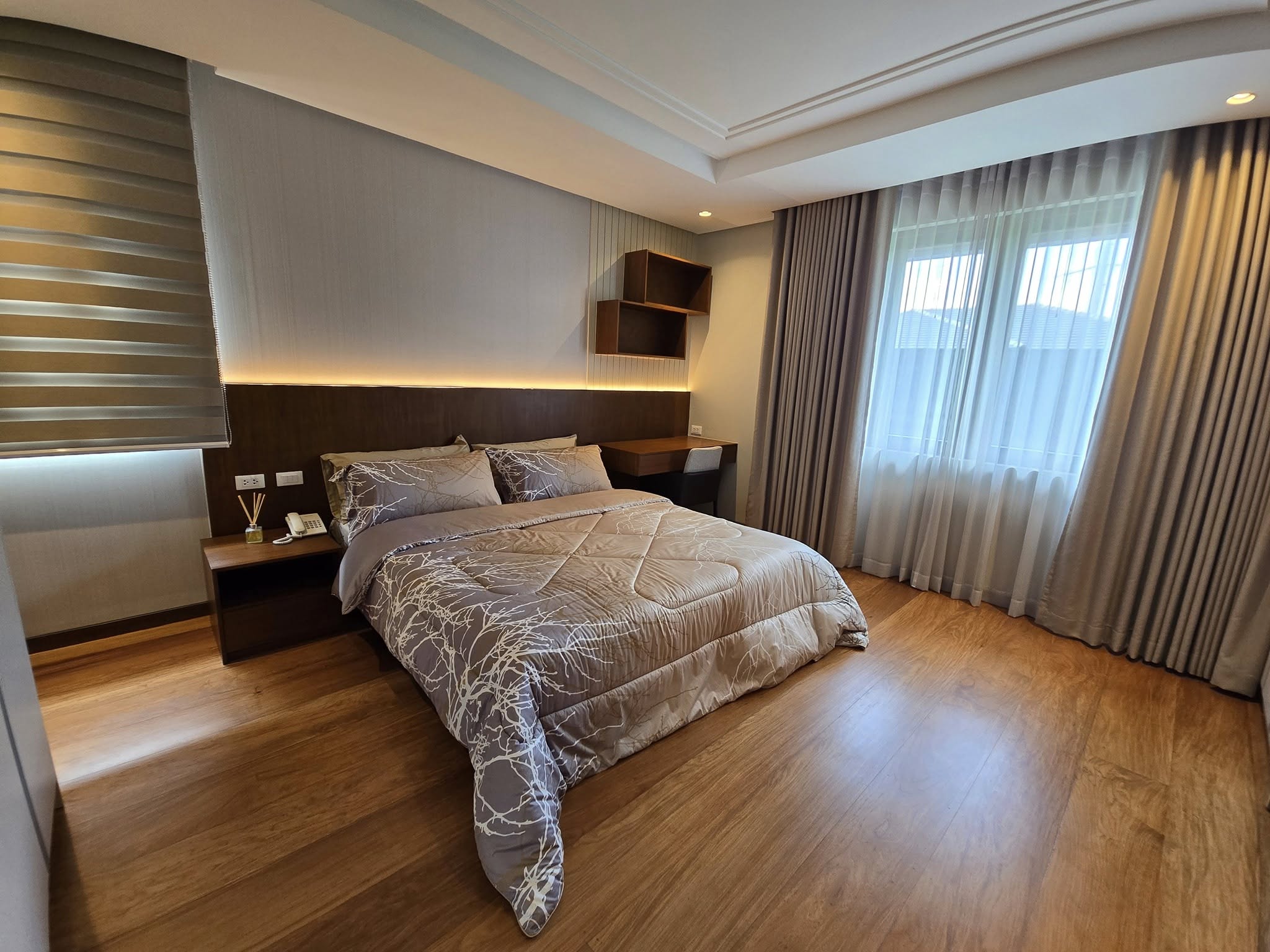 Elegant3-BedroomFullyFurnishedHouseandLotforLeaseinMcKinleyWest,TaguigCity-28.jpg