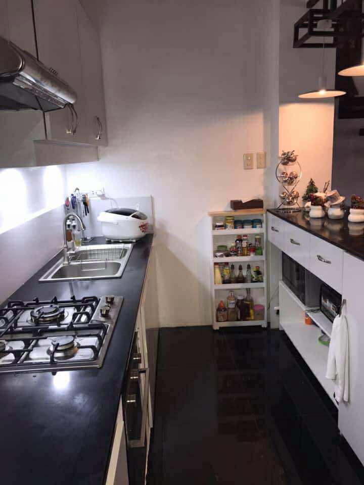 Income-GeneratingApartmentforSaleinBangkal,MakatiCity-8.jpg