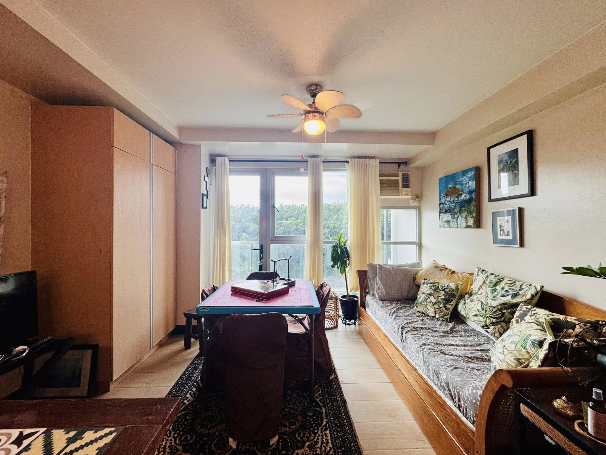 SensationalStudioUnitwithBalconyforSaleinGolfHillsGarden,CapitolDrive,QuezonCity-1.jpg