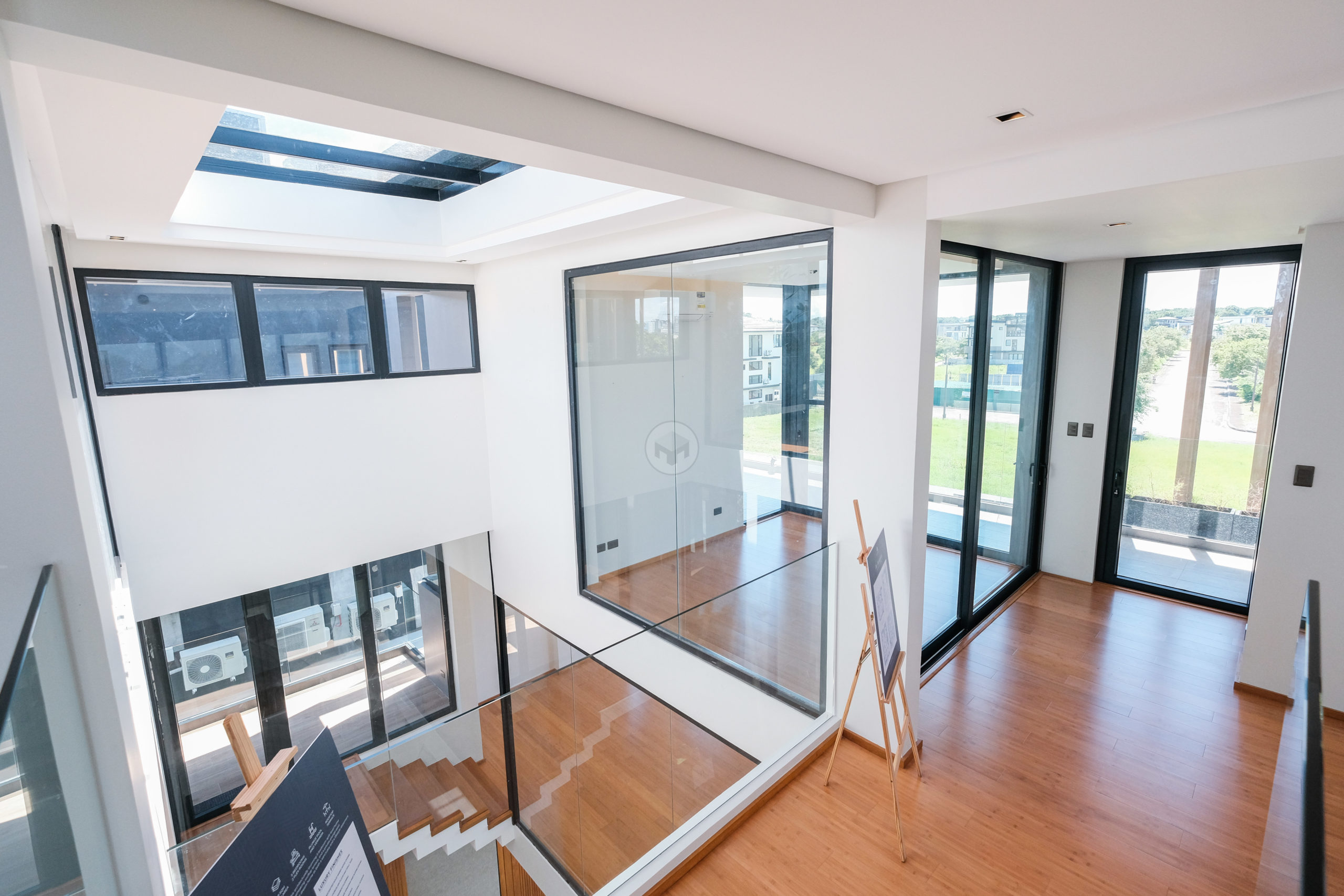 Inviting5-BedroomHouseandLotforSaleinAlabangWestVillage,LasPiñas-14.jpg