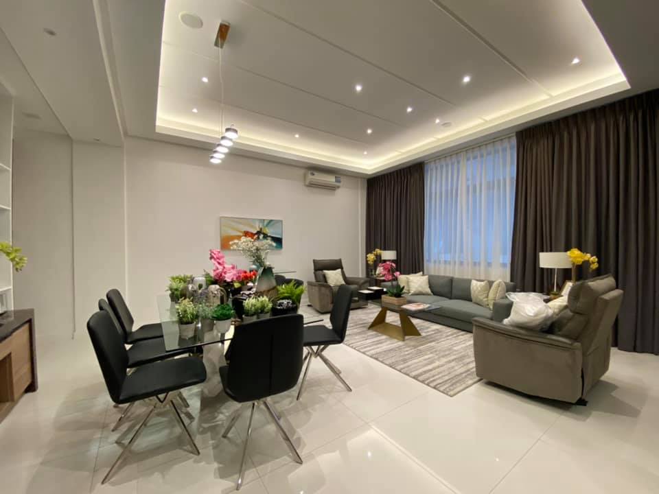 Sensational4BedroomHouseandLotinTomasMoratoQuezonCity-7.jpg