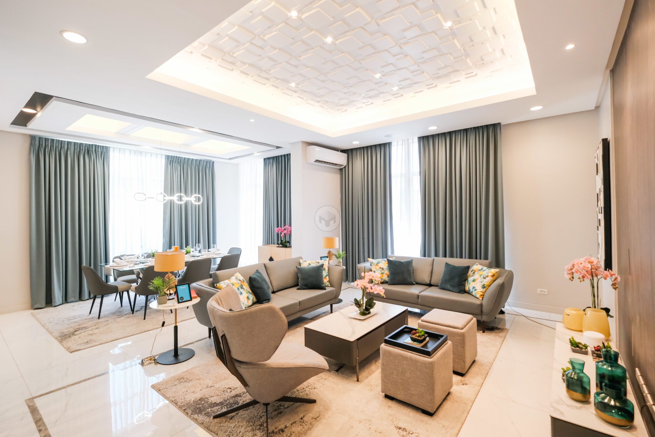 Upscale4BedroomTownhouseforSaleinTomasMorato-1.jpg