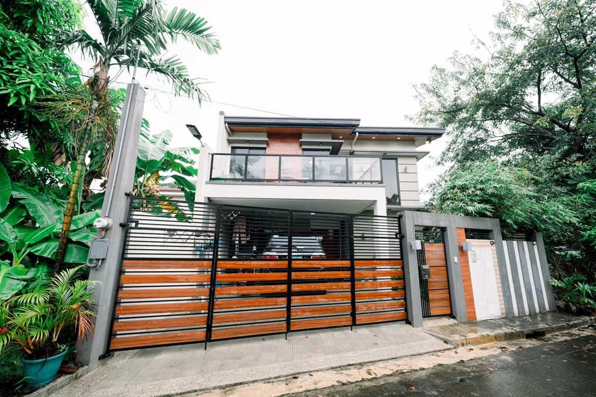 Outstanding4-BedroomHouseandLotforSaleinGreenlandExecutiveVillage,Taytay,Rizal-1.jpg