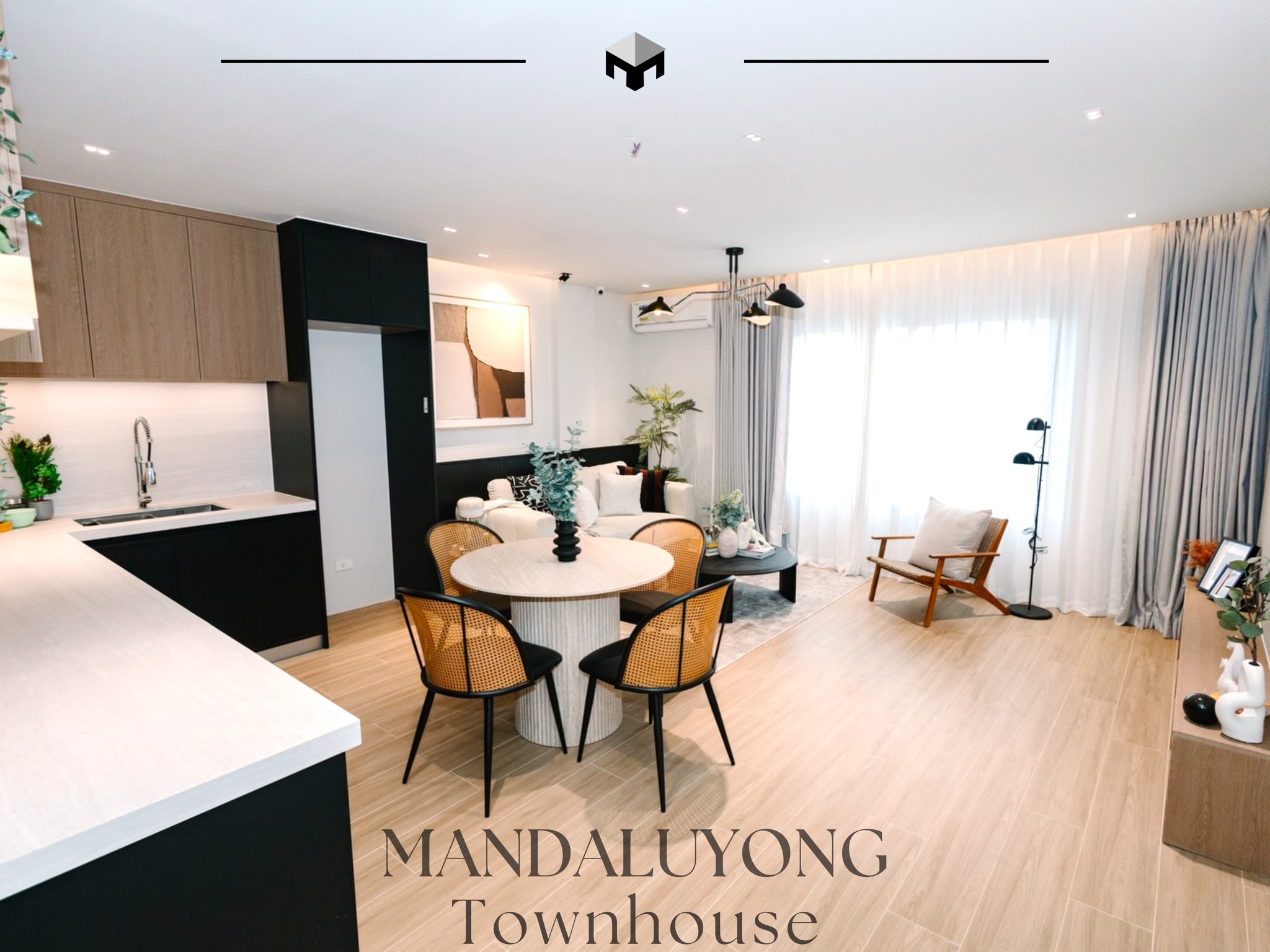 Stately4-BedroomTownhouseforSaleinMandaluyongCity-1.jpg