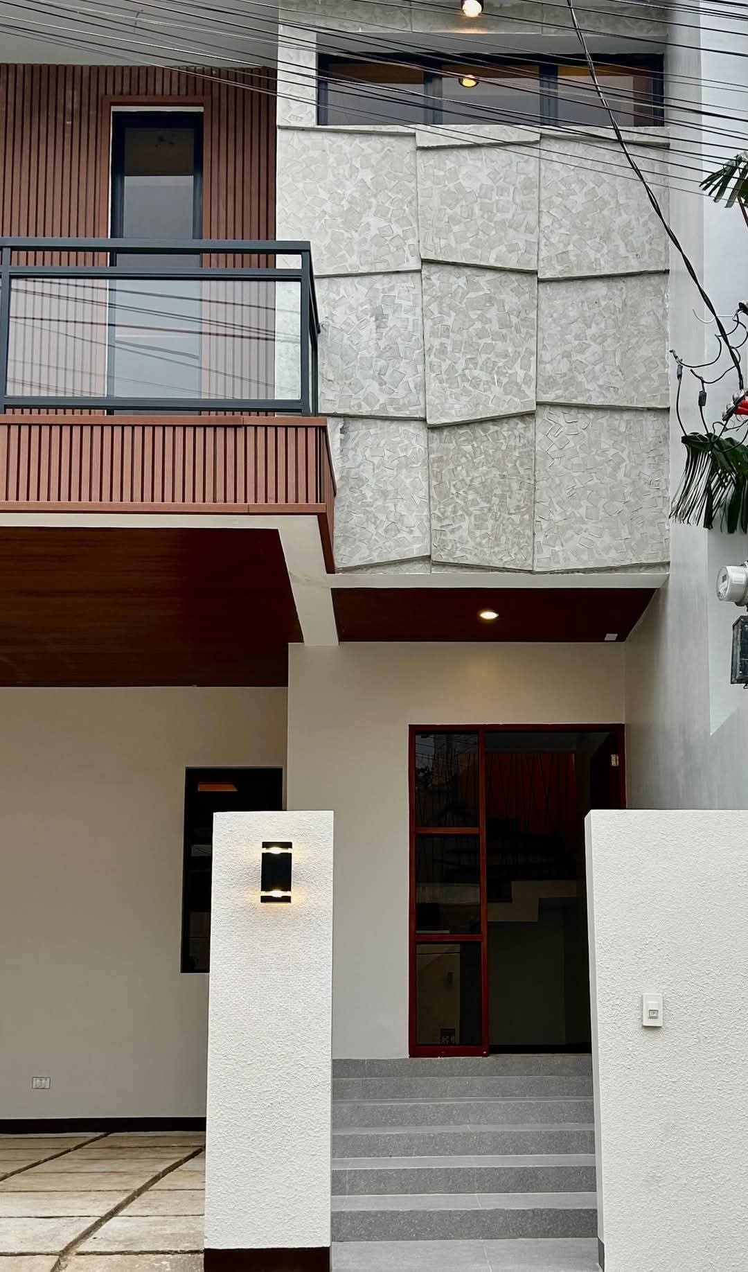 Decorative3-BedroomHouseandLotforSaleinKatarunganVillage,MuntinlupaCity-1.jpg